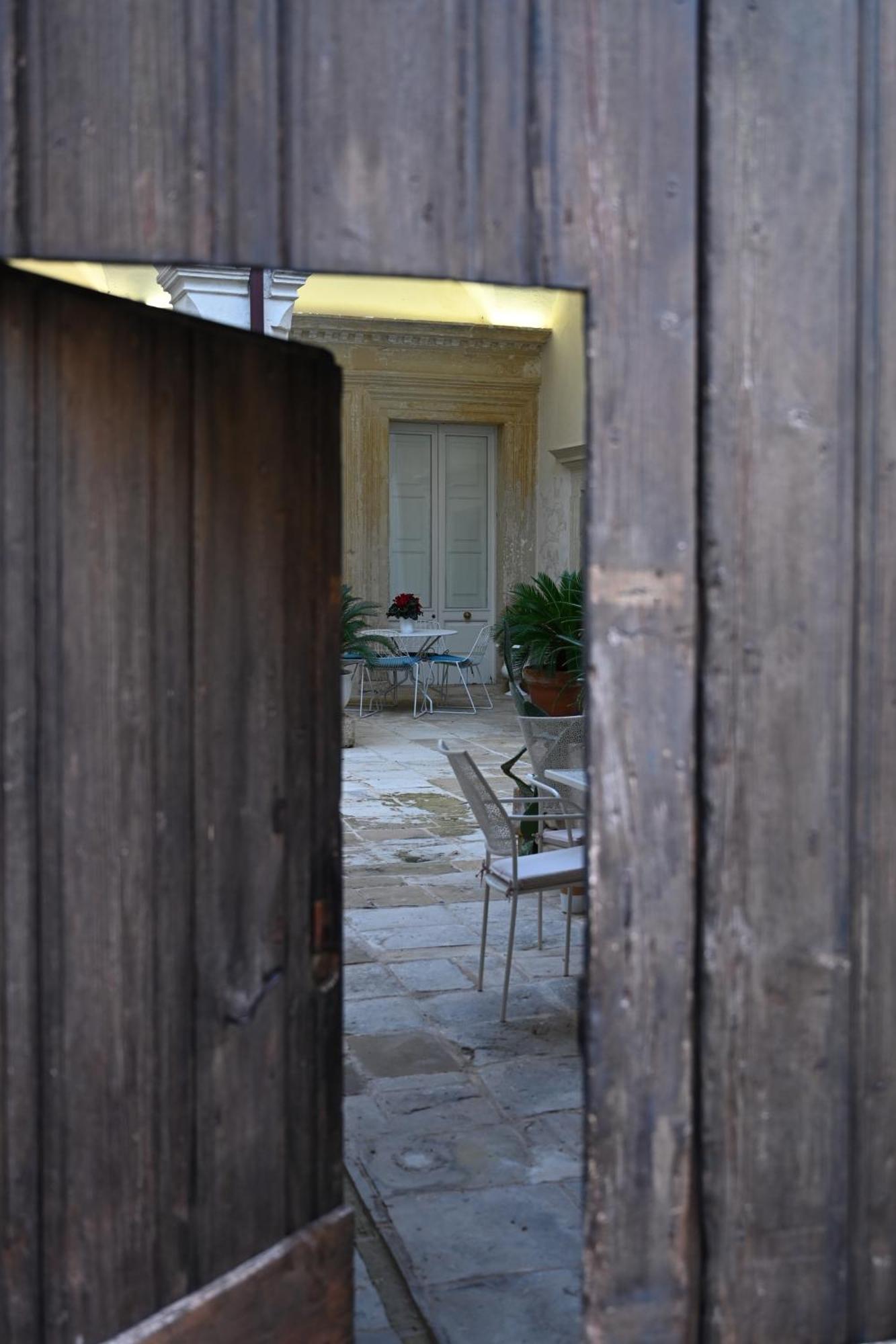 Dimora S.Vito Apartment Lequile Bagian luar foto